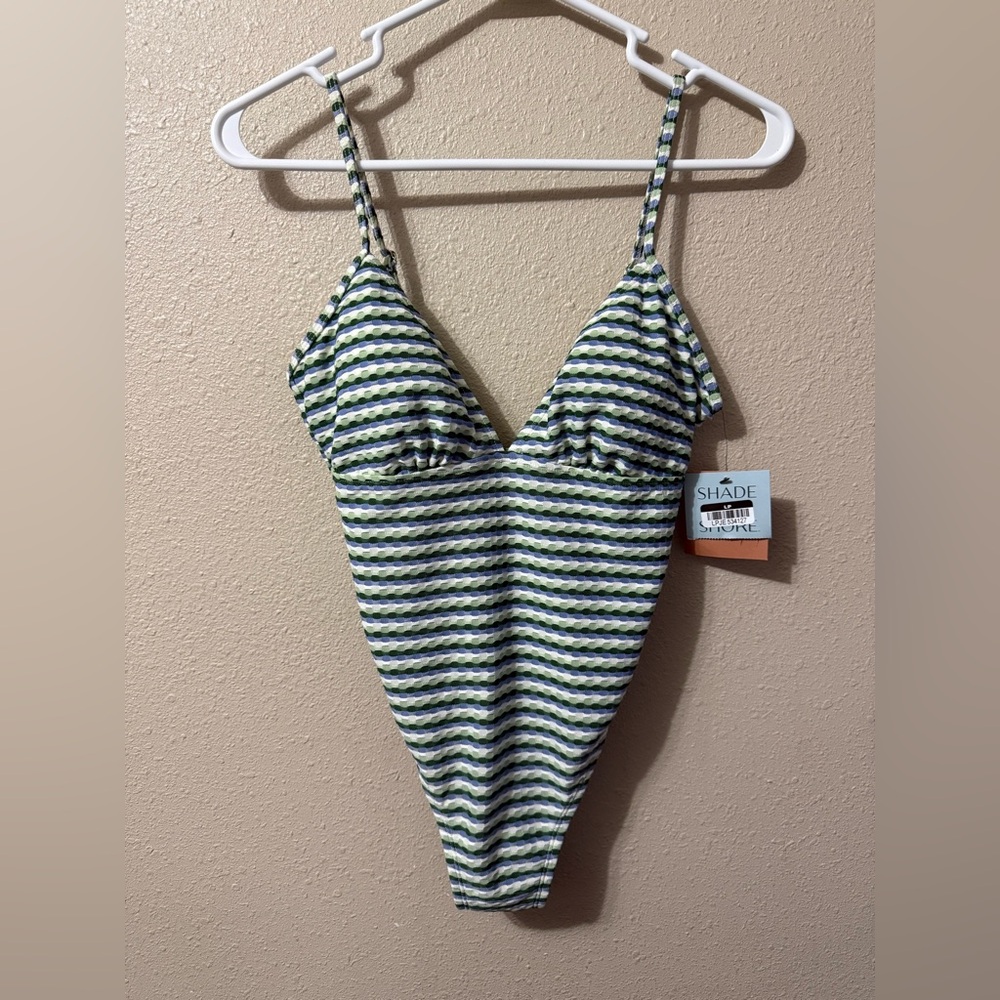 Shade & Shore Women’s NWT Blue/Green Cheeky One Piece Bathing Suit S (4-6)